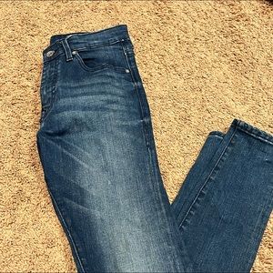 Women’s jeans